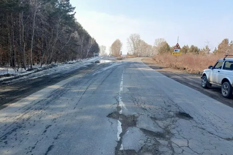Участок дороги Белогорск - Серышево отремонтируют в этом году