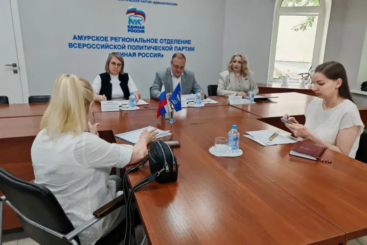 Амурчанка осталась без работы из-за шума у соседей