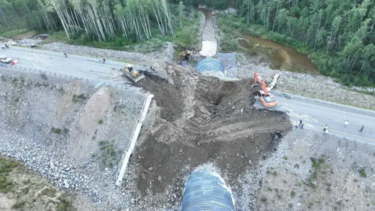 Проезд для легковых машин в районе обвала трассы «Лена» планируют открыть 7 августа