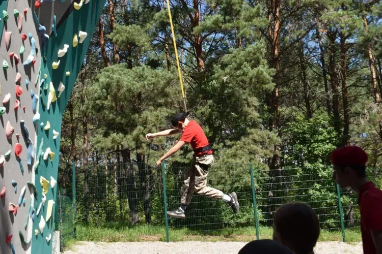 Юнармейцы Приамурья прошли смену «Юный защитник Отечества»