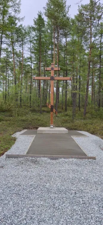 Служба по погибшим в авиакатастрофе под Тындой пройдет у поклонного креста