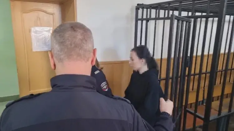 Директор турфирмы обманула 30 клиентов с Дальнего Востока