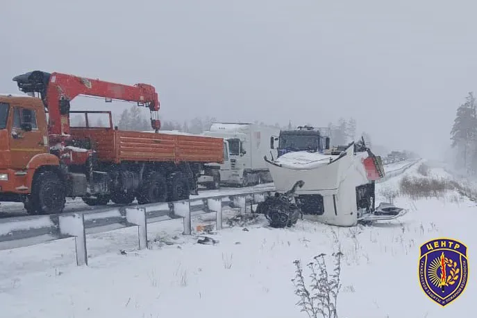 Дорогу в Амурской области освободили от последствий аварии