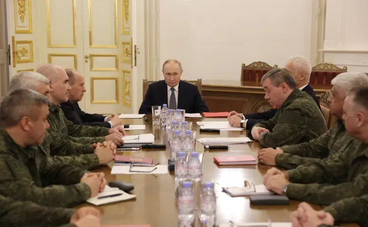 Стратегическая инициатива полностью за Россией, ВСУ отступают: Путин о ситуации в зоне СВО