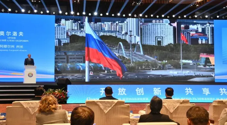 Губернатор Василий Орлов сделал предложение китайским туроператорам