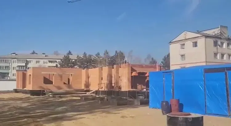 Видео со стройплощадки поликлиники опубликовал Минстрой Амурской области