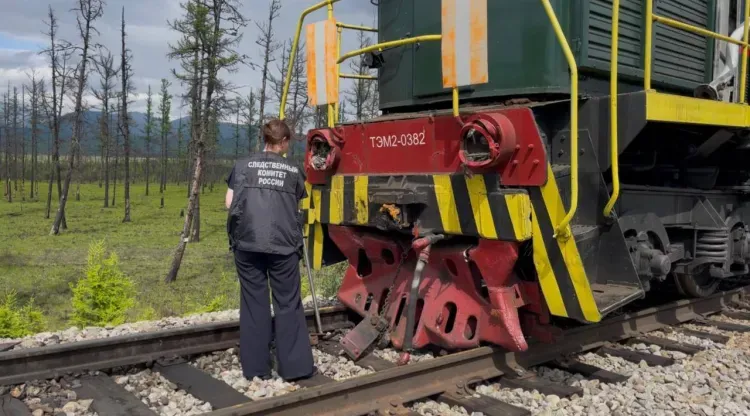 Пьяный машинист устроил лобовое столкновение локомотивов в Приамурье