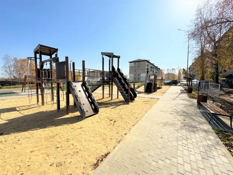 Новая детская площадка появилась в Екатеринославке