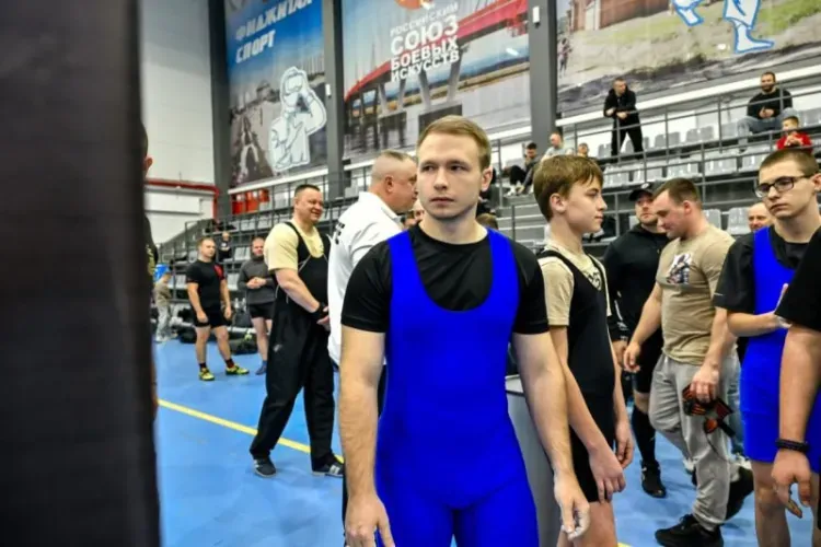 Амурский студент стал чемпионом по силовому жиму на Кубке мира