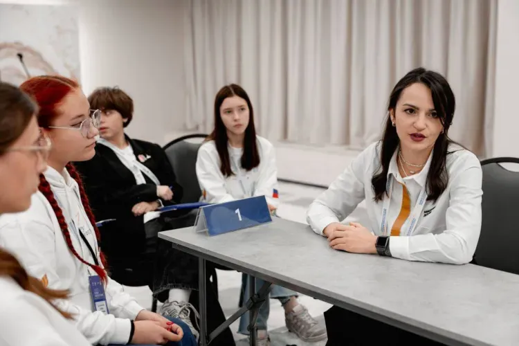 Благовещенка оказалась в тройке лучших советников по воспитанию в России