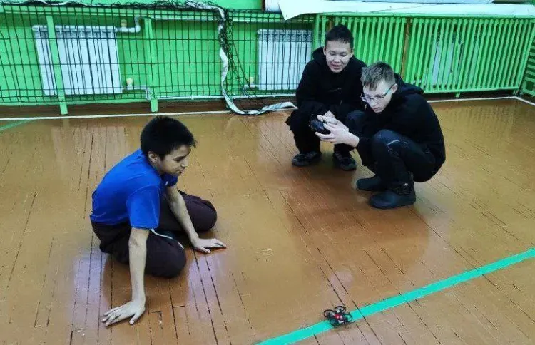 Эвенки Приамурья осваивают управление дронами для контроля на своих территориях