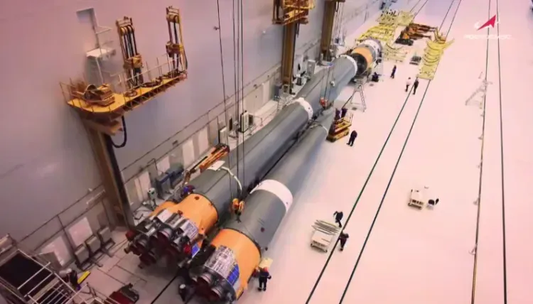Ракету-носитель готовят для запусков аппаратов «Аист-2Т» на космодроме Восточный