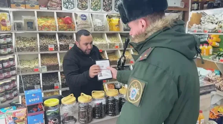 Бывших мигрантов заставили явиться в военкоматы Приамурья