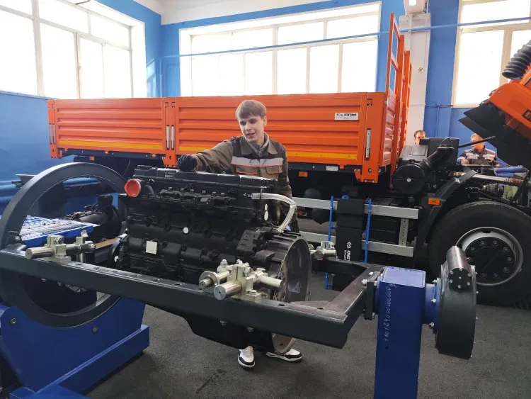 Современные мастерские открылись в Амурском колледже транспорта и дорожного хозяйства