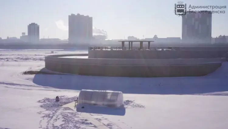 Комплекс для зимнего плавания на пляже Пограничный на Амуре откроют в январе 2026 года