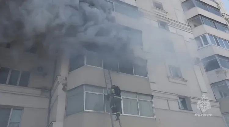 Пожар напротив МЧС произошел в Благовещенске