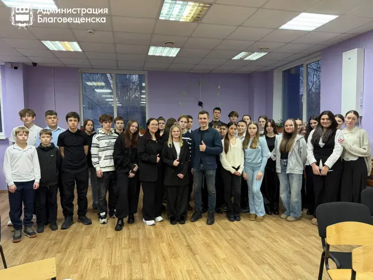 Чемпион России по ралли провел для водителей Благовещенска мастер-классы на трассе и на автосимуляторе