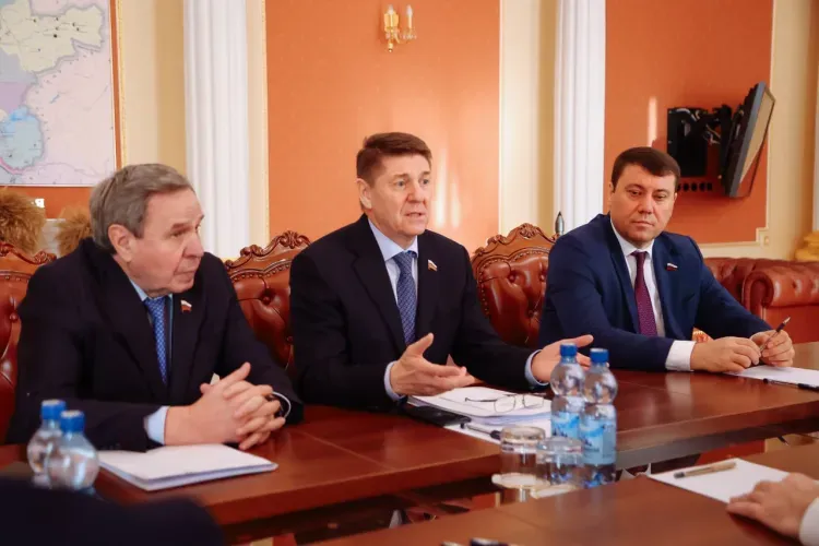 Сенаторы посетят космодром, вузы и учреждения здравоохранения Приамурья