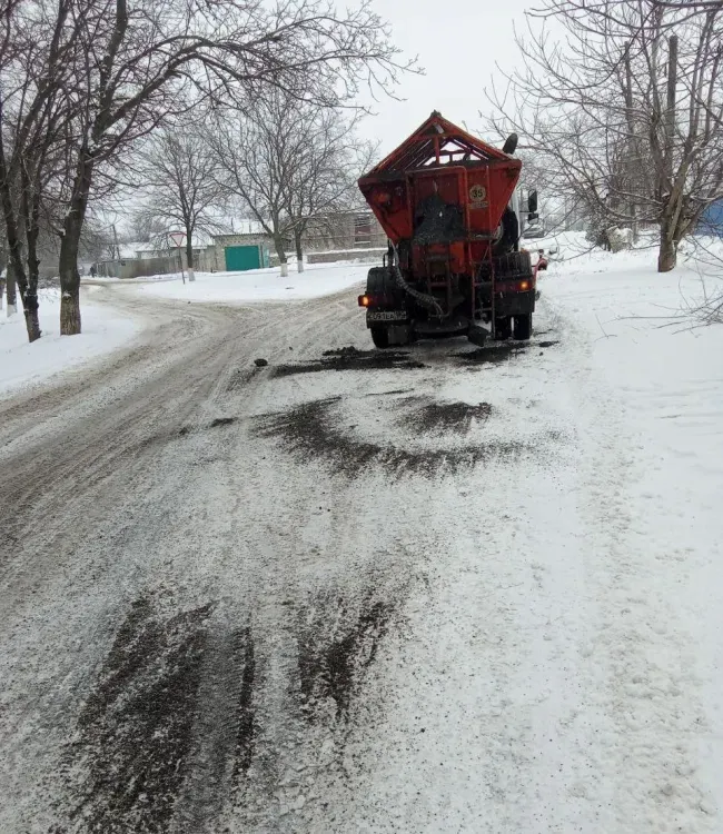 Природа взяла свое: в ДНР оперативно устранили последствия снегопадов