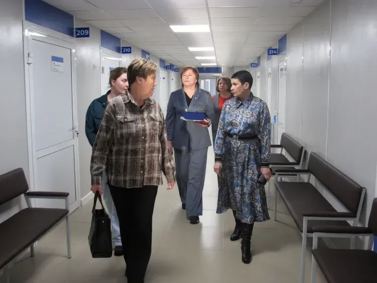 Глава Минздрава оценила готовность к открытию поликлиники в Тамбовском округе