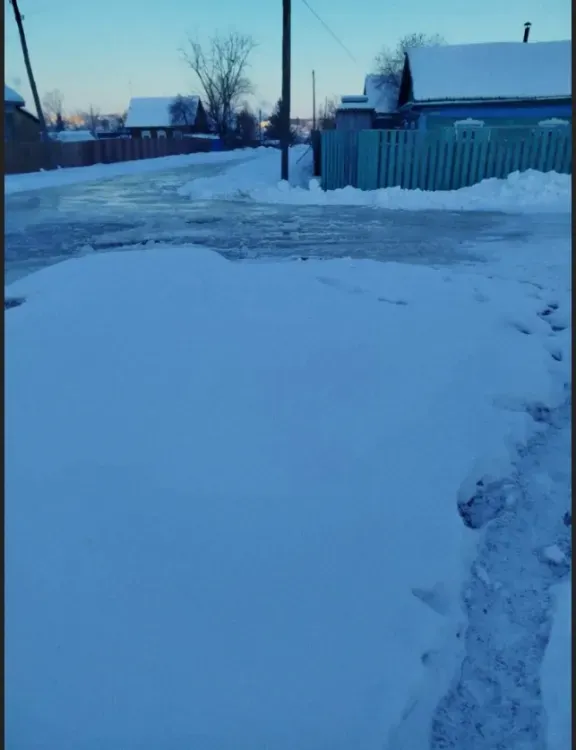  Многоэтажка залила нечистотами частный сектор в Шимановске