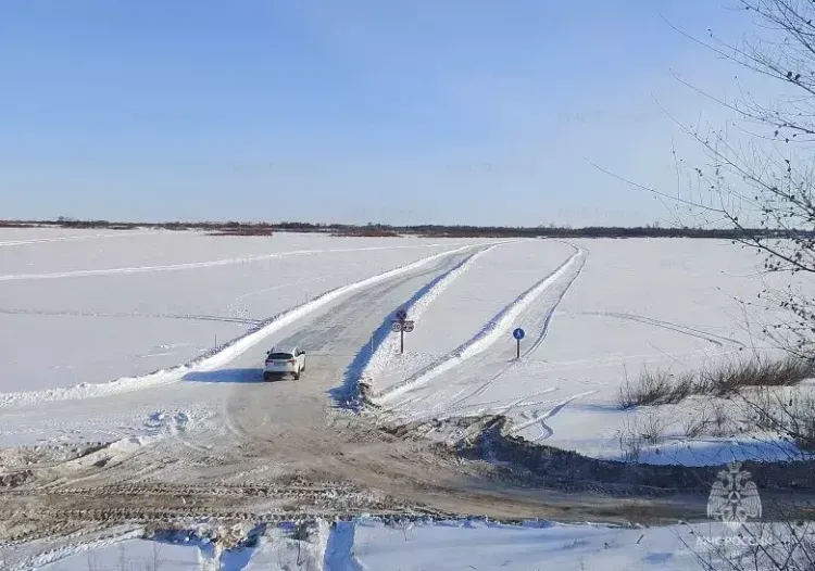 Зимняя дорога на реке Зея проработала меньше недели