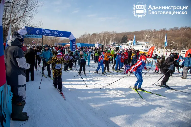 Первые в стране: в Благовещенске стартует "Лыжня России"