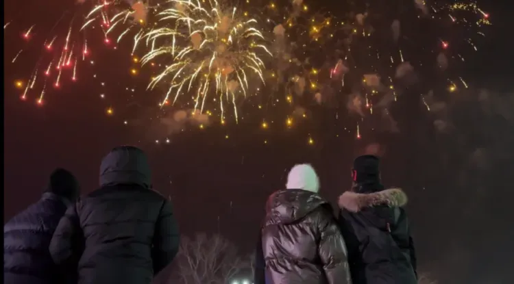 Салют из артиллерийских орудий запустили в Приамурье