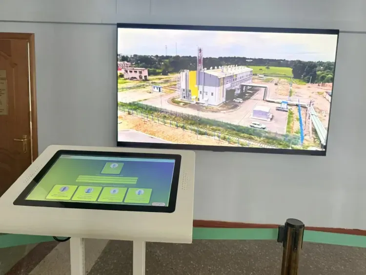 Сенсорный экран с навигацией заработал в администрации Белогорска