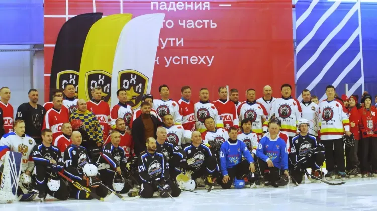 Хоккейный матч с мячом прошел в Приамурье