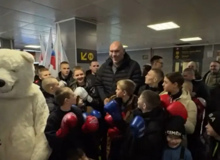 Легендарный боксер Николай Валуев прилетел в Благовещенск на ЗимФестАмур