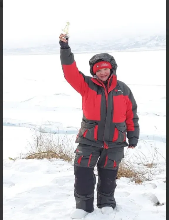 Крупный окунь обеспечил амурчанке победу на состязаниях в Бурятии