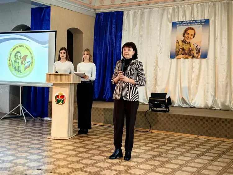 О подвиге летчицы-героя Советского Союза рассказали в округе, подшефном Амурской области