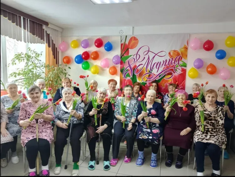 «Амурское долголетие»: пожилые жительницы Приамурья встретили 8 Марта