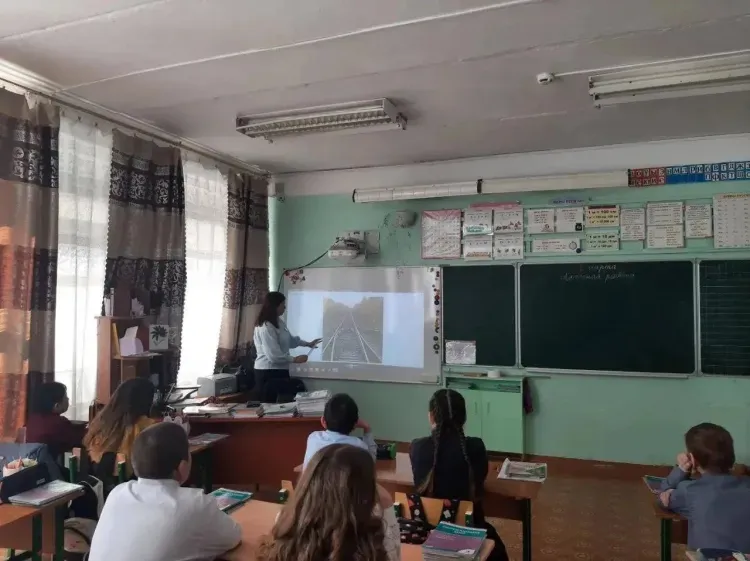 Волонтеры ЗабЖД провели акции по профилактике детского травматизма в Шилке, Дарасуне и Урулюнгуе