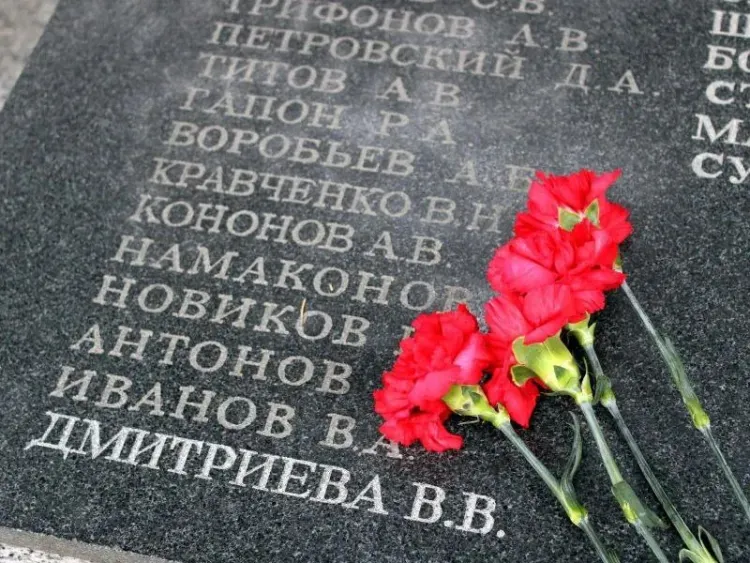 Имя сотрудницы полиции, погибшей в крушении вертолета, увековечено в Приамурье