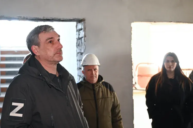 Губернатор Приамурья посетил Дом культуры, который ремонтируют по его поручению