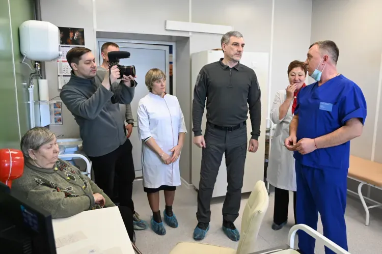 Василий Орлов поручил отремонтировать отделение в Тамбовской поликлинике