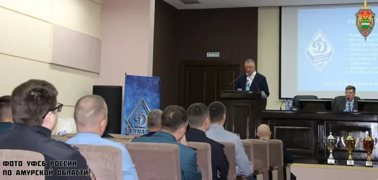 Самых спортивных силовиков назвали в Амурской области