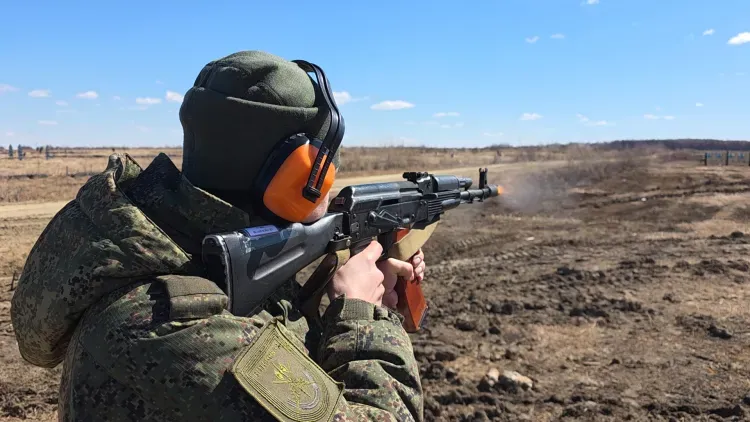 Сильный ветер не испортил соревнования по стрельбе среди военных в Приамурье