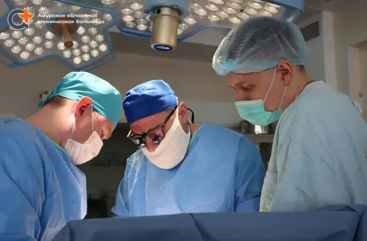 Две жизни спасли в Приамурье: врачи провели кесарево сечение и аппендэктомию