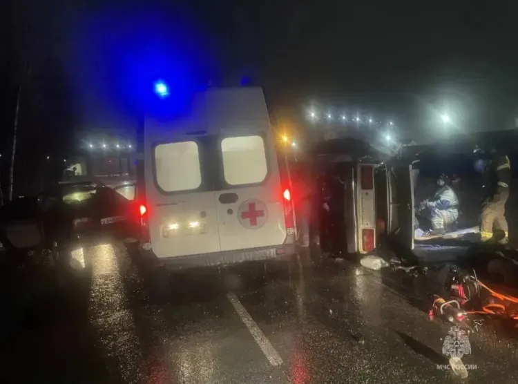 Два погибших и шесть пострадавших: смертельное ДТП произошло в Приамурье