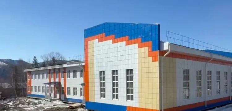 Строительство школы в Экимчане почти завершили