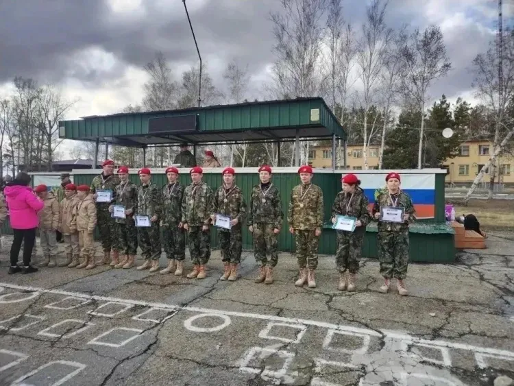 Призерами военно-тактической игры стали две команды школьников из Благовещенского округа