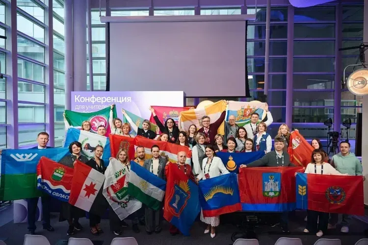 Учитель информатики Амурского кадетского корпуса заняла одно из ведущих мест на всероссийской Премии Яндекс Учебника