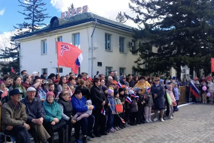 Праздничное следование двух ретропоездов «Победа» началось на Забайкальской железной дороге
