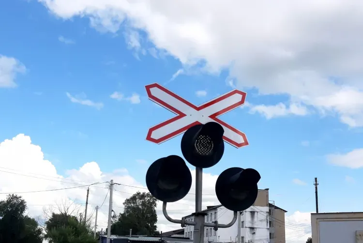 Железнодорожный переезд в Серышевском округе временно перекроют