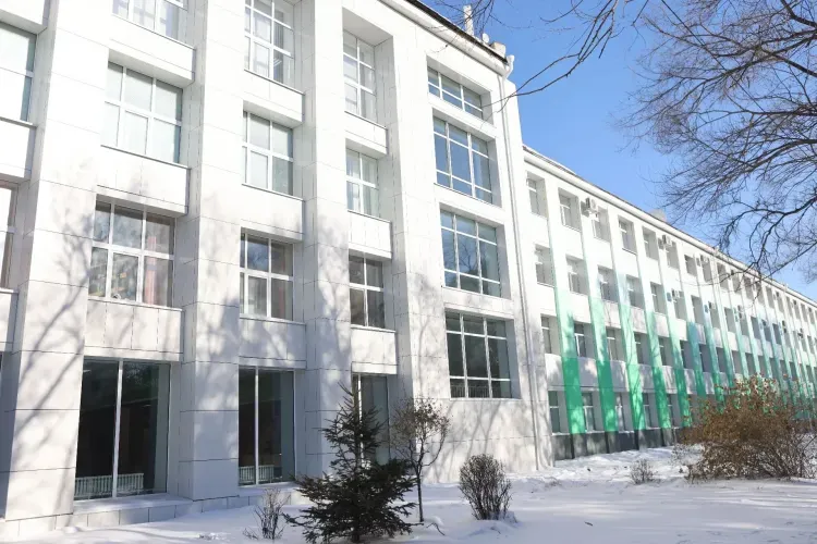 Капремонт первого корпуса ДальГАУ завершат в октябре