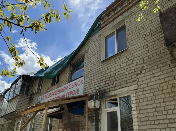 ЛДПР держит на контроле восстановление крыши многоэтажки в Благовещенске