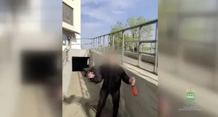 Пенсионерку ограбили средь бела дня в Благовещенске